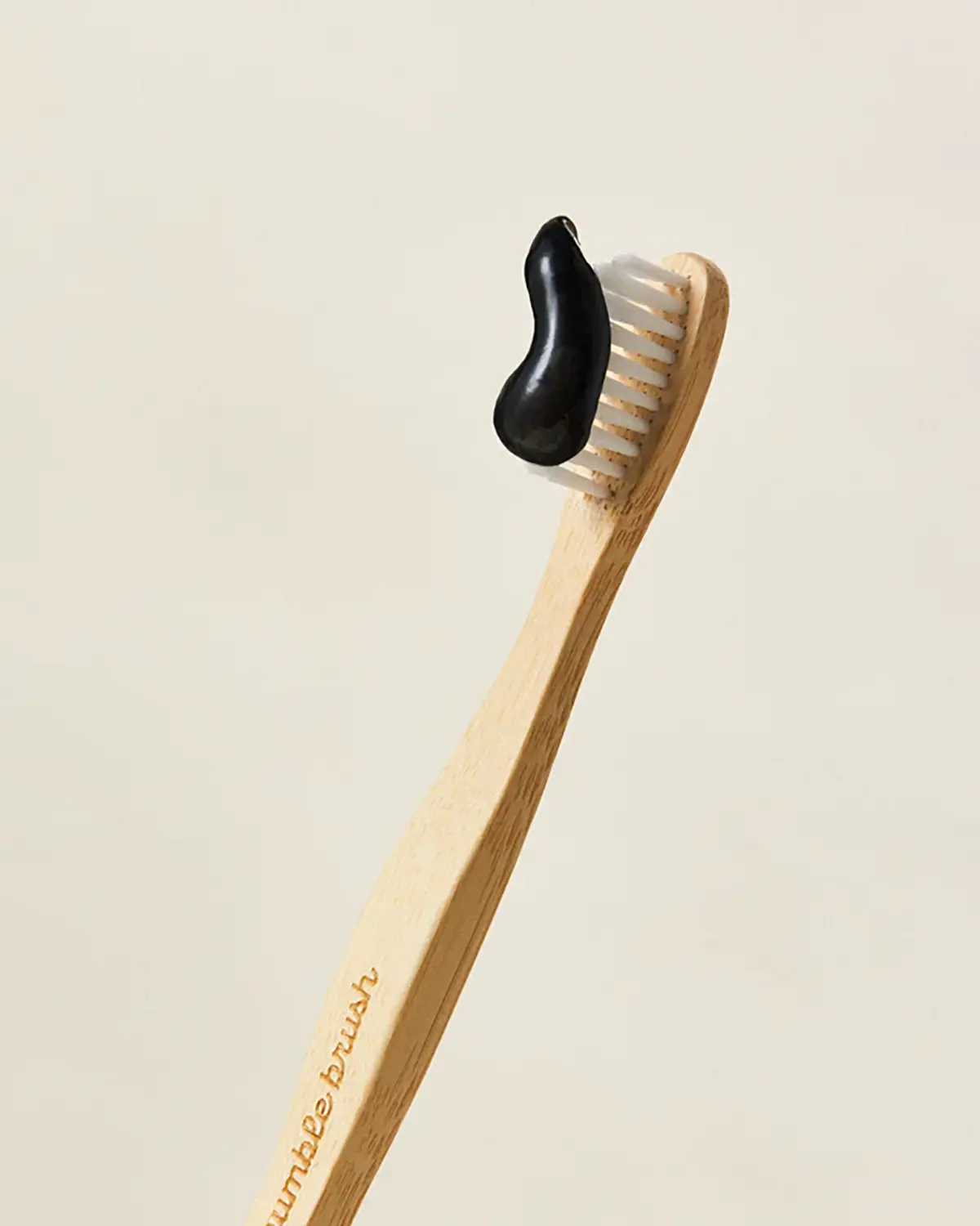 humble-brush-adult-white-medium-bristles-532691_1