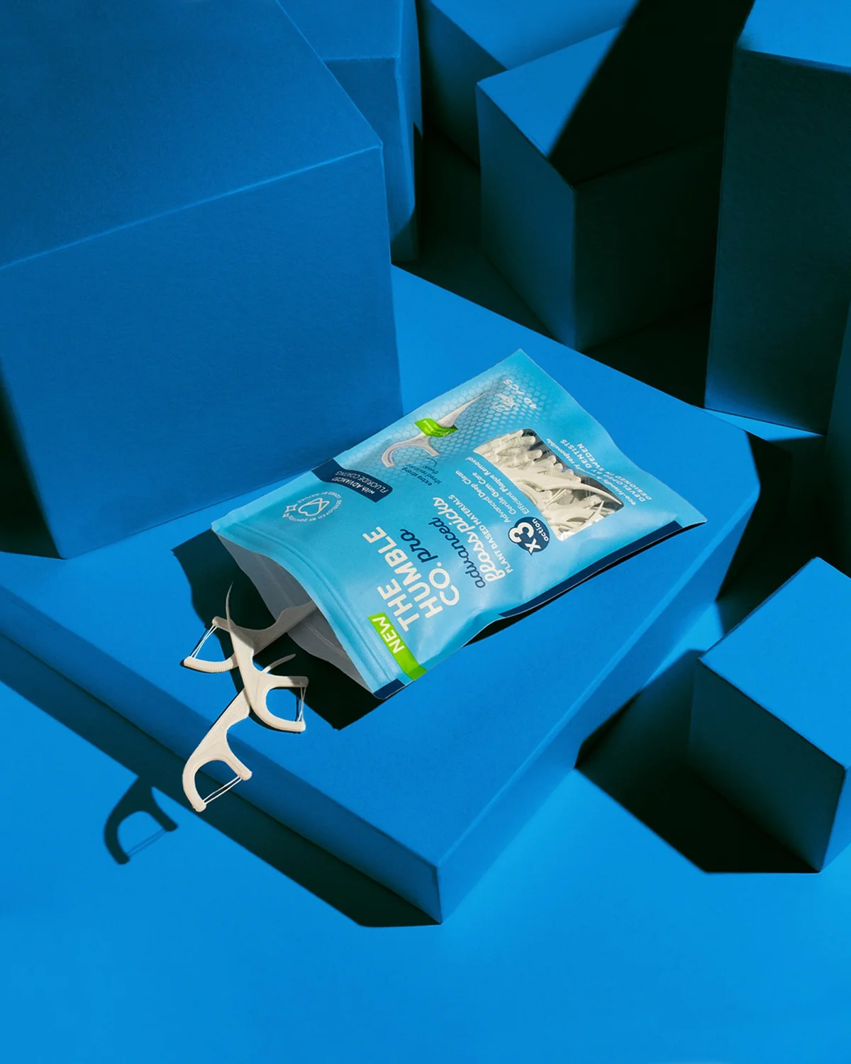 pro-floss-picks-with-fluoride-40-pack-875689